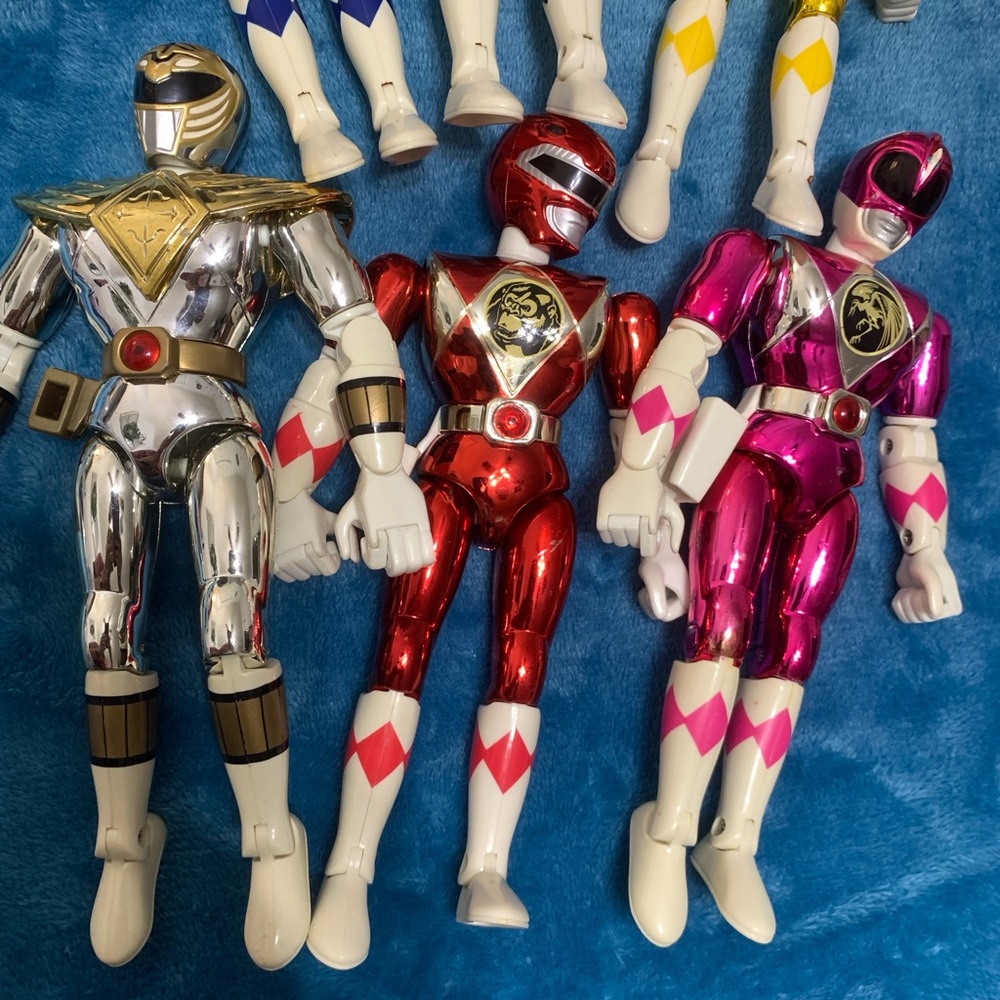 Power Ranger Action Figures - Picture 2 of 3